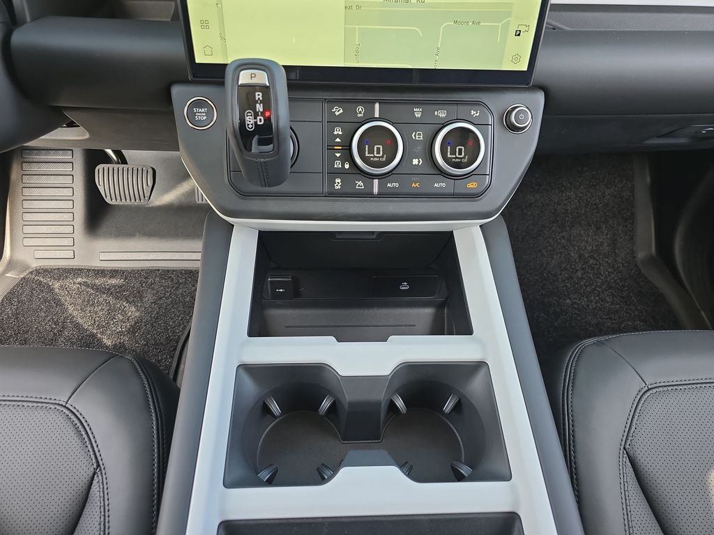 New 2026 Sedona Red Land Rover S image 26