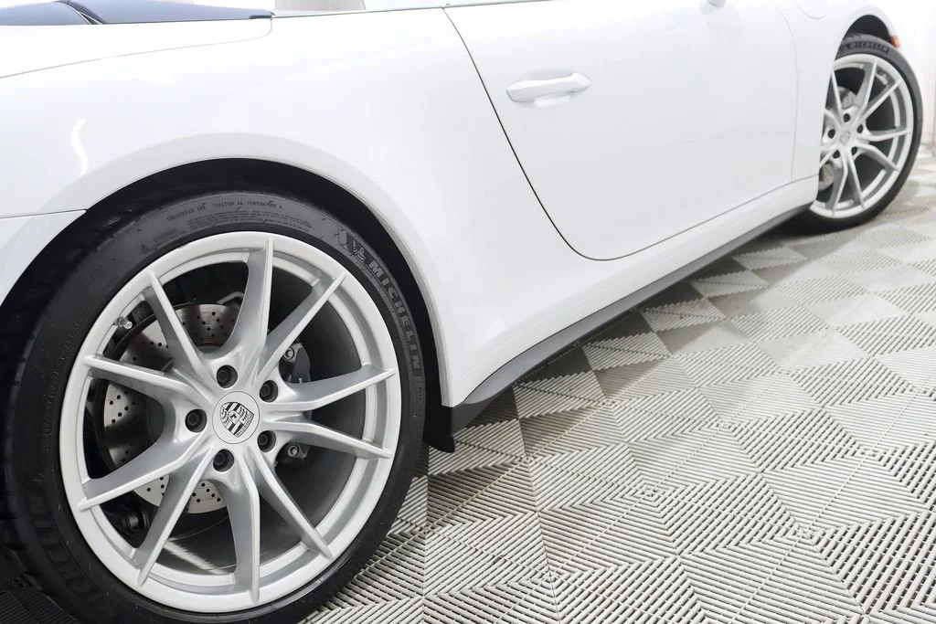 Used 2018 White Porsche Carrera 4 image 12