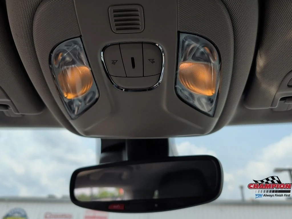 Used 2022 Gray Jeep Limited image 19