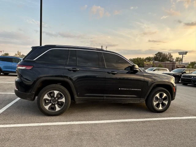 Certified Used 2022 Black Jeep 4xe image 5