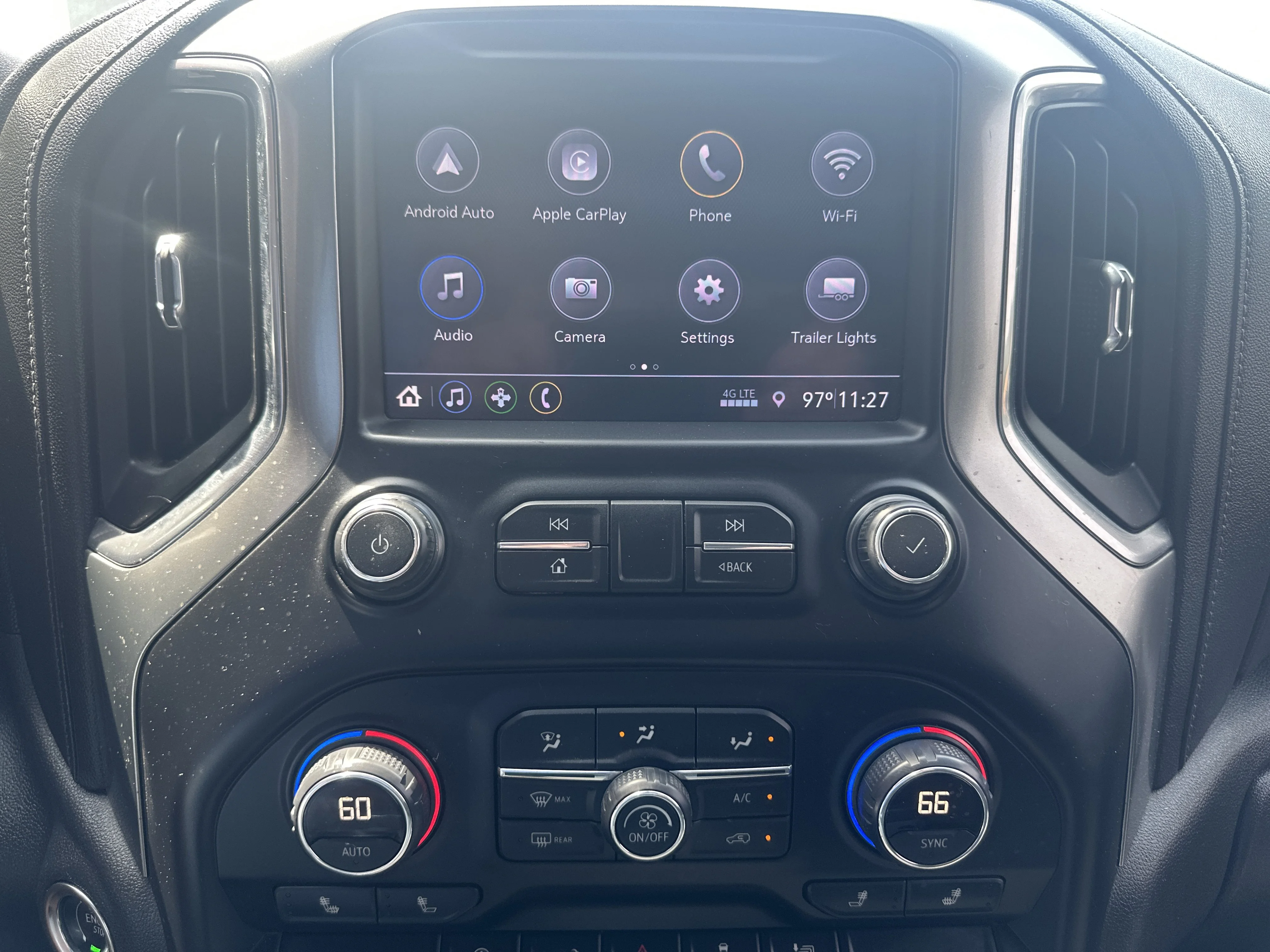 Used 2019 Summit White Chevrolet LT image 15