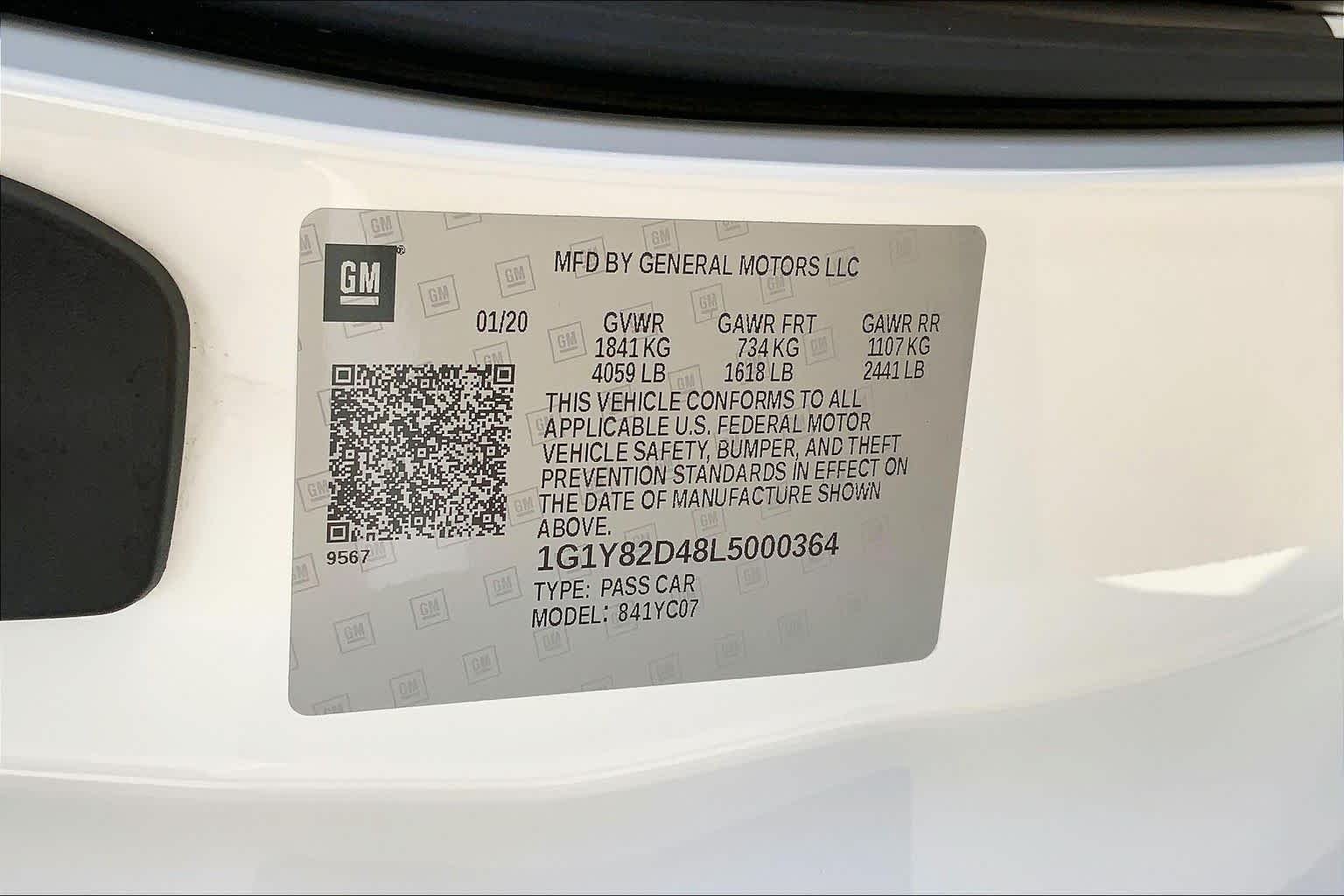 Used 2020 Arctic White Chevrolet 3LT image 31