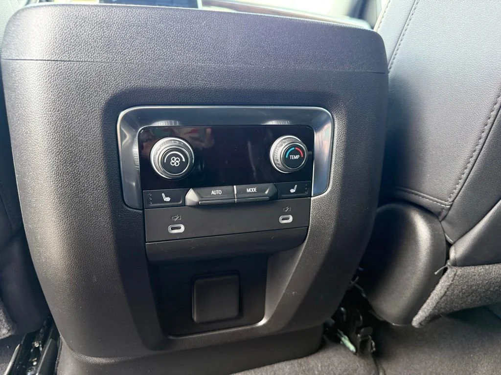 2024 Chevrolet Tahoe Premier - Photo 16
