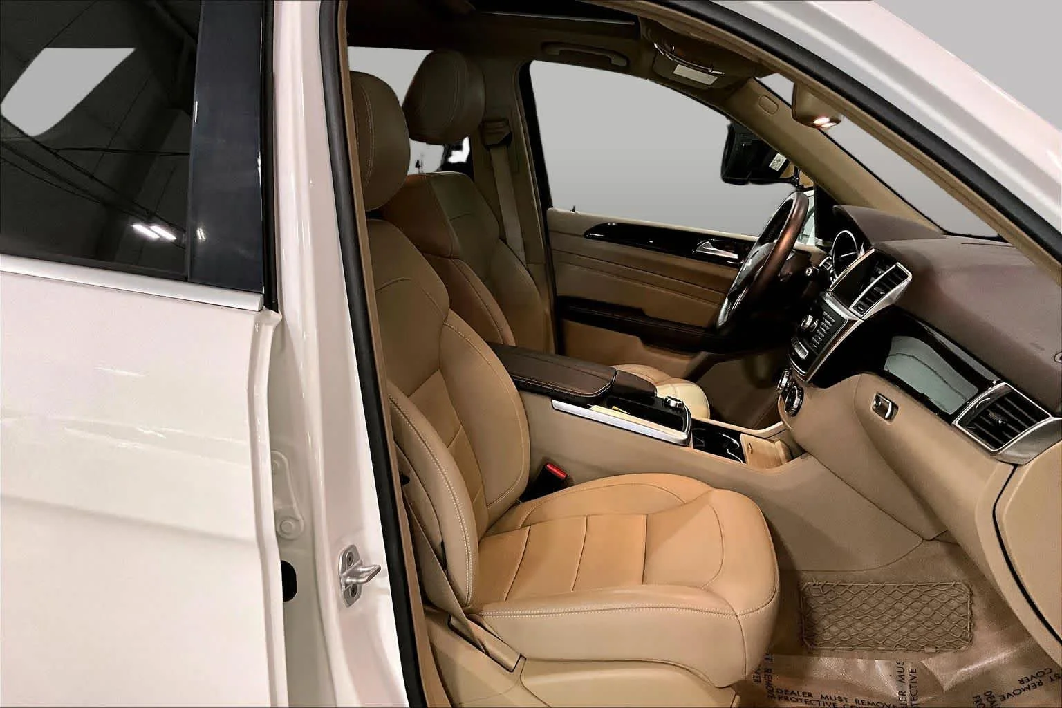Used 2015 Polar White Mercedes-Benz ML 350 image 8