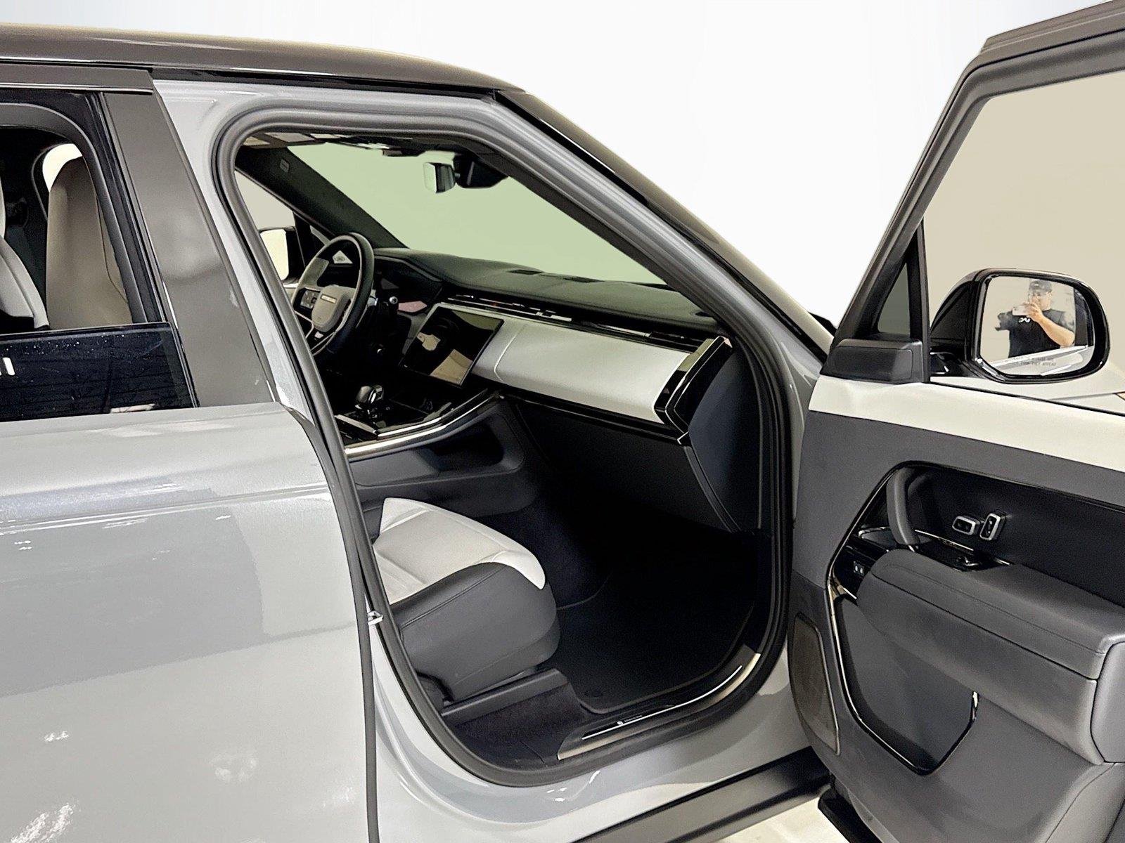 Used 2025 Nardo Grey Land Rover SPORT SV Edition Two | Carbon Fiber Wheels | 360 Camera image 35