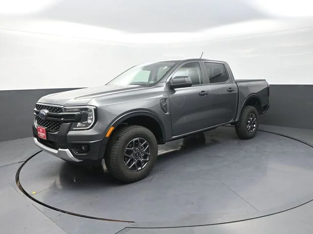 Used 2024 Gray Ford XLT image 3