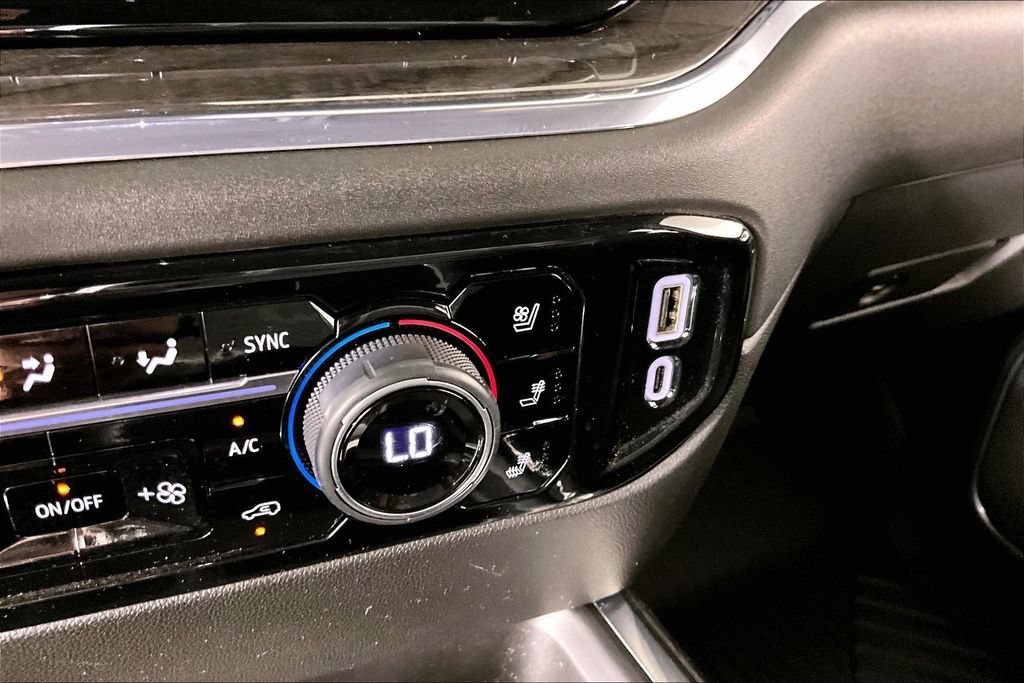 2024 Chevrolet Silverado 2500HD LTZ - Photo 15
