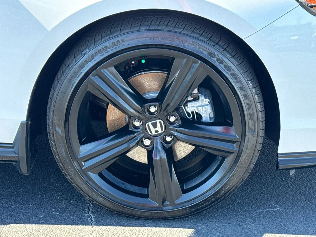 Used 2025 White Honda Sport-L image 12
