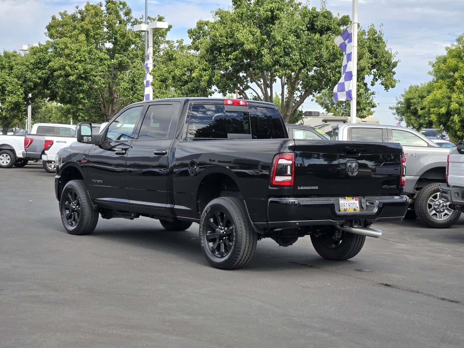 Used 2023 Diamond Black Crystal Pearlcoat Ram Laramie image 9