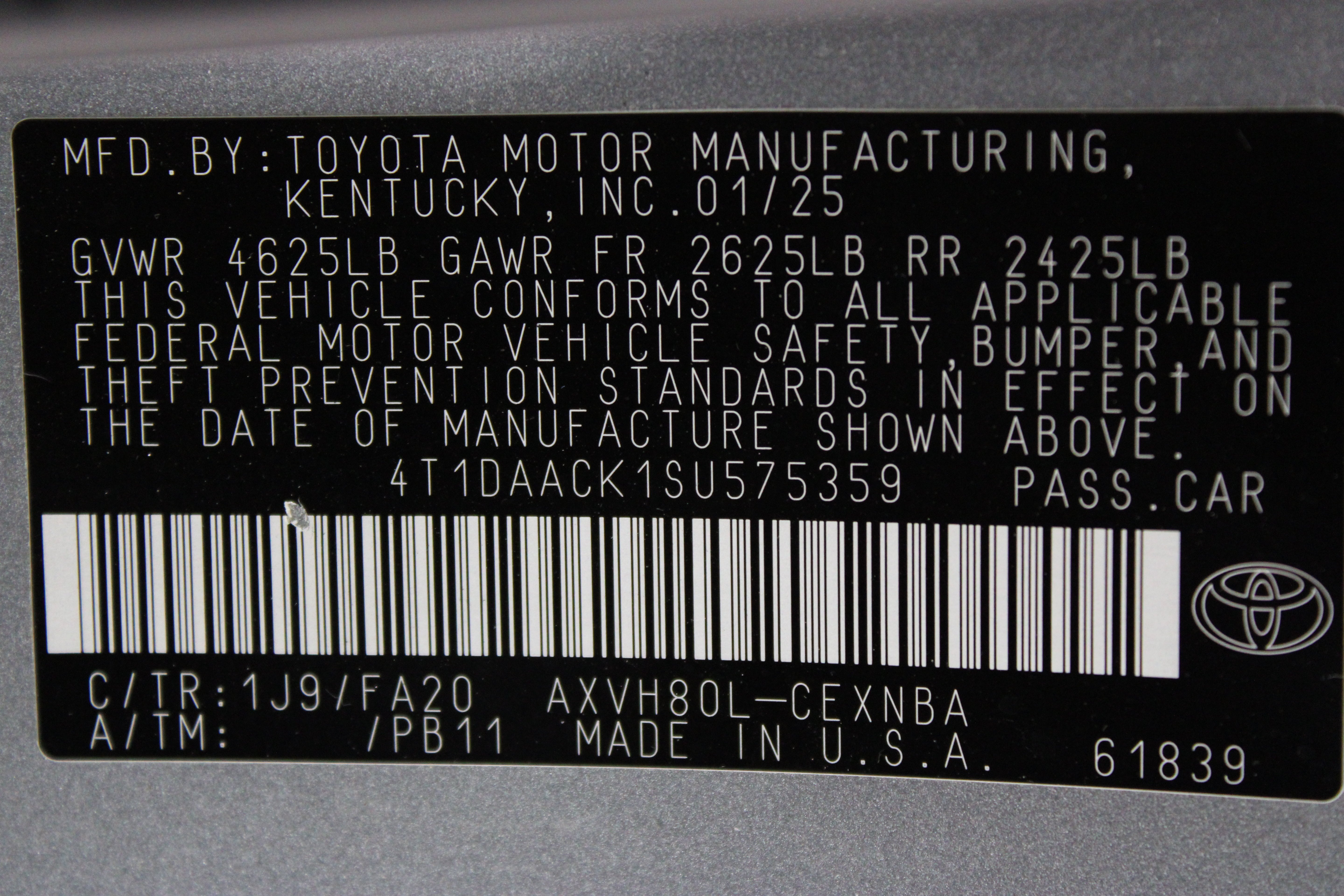 Used 2025 Silver Toyota LE 2.5L/Electric image 40