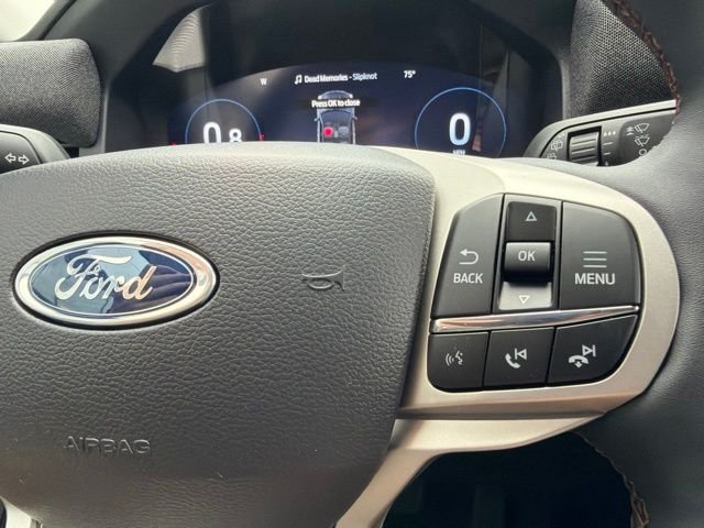 New 2026 Vapor Blue Metallic Ford Active image 23