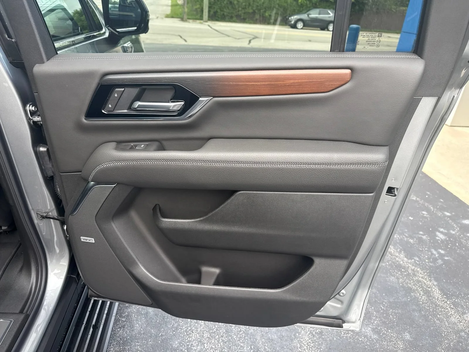 2026 GMC Yukon XL Denali - Photo 24