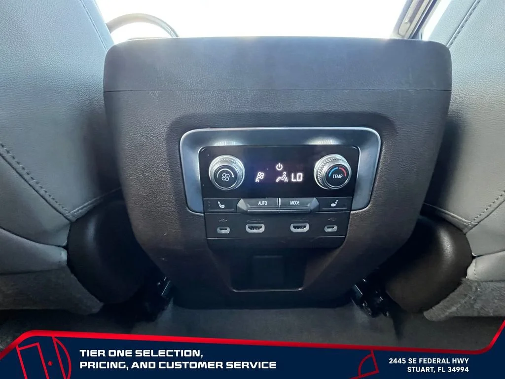 Used 2021 MIDNIGHT BLUE METALLIC GMC SLT image 17