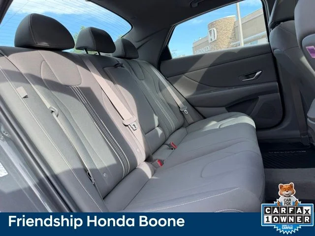 Used 2024 Gray Hyundai SEL image 39