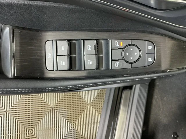New 2026 Black Nissan Platinum image 10
