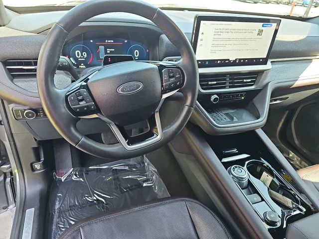 Used 2025 Gray Ford Platinum image 16
