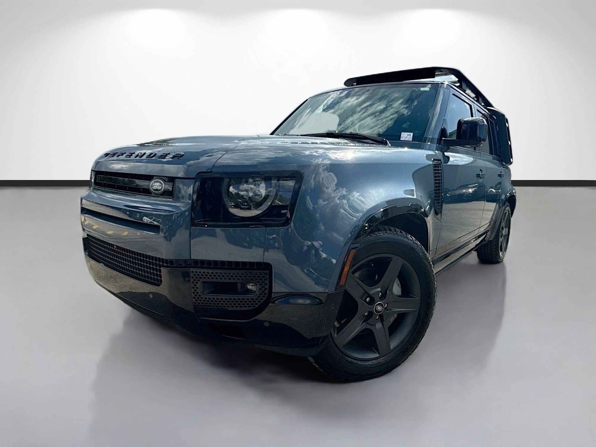 2024 Land Rover Defender 110 X-Dynamic SE P400's photo