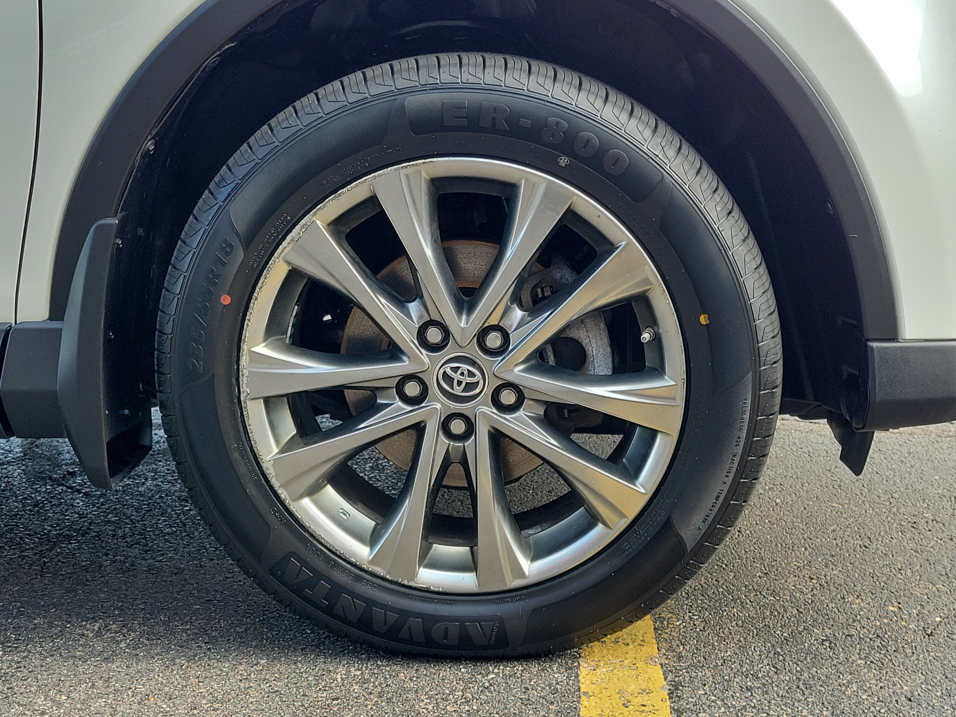 Used 2018 Blizzard Pearl Toyota Hybrid Limited image 5