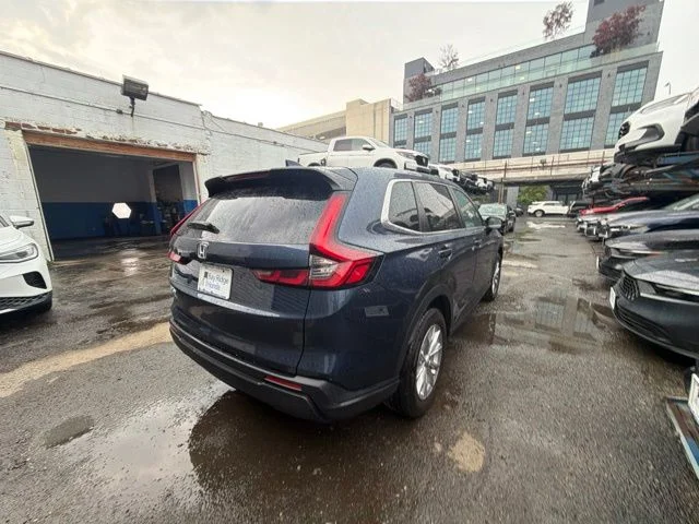 Used 2024  Honda EX image 4