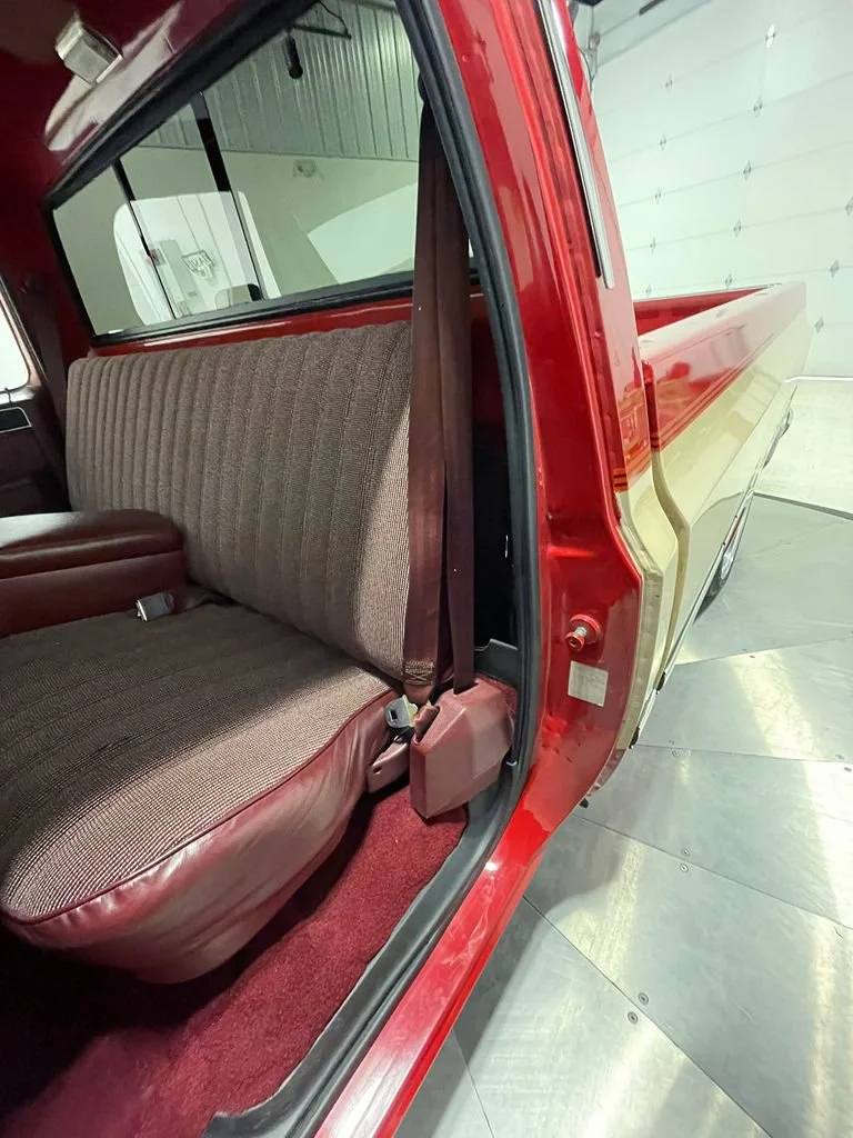 Used 1985  Chevrolet NA image 52