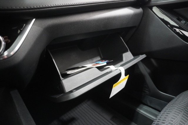 2027 Chevrolet Equinox LT - Photo 32