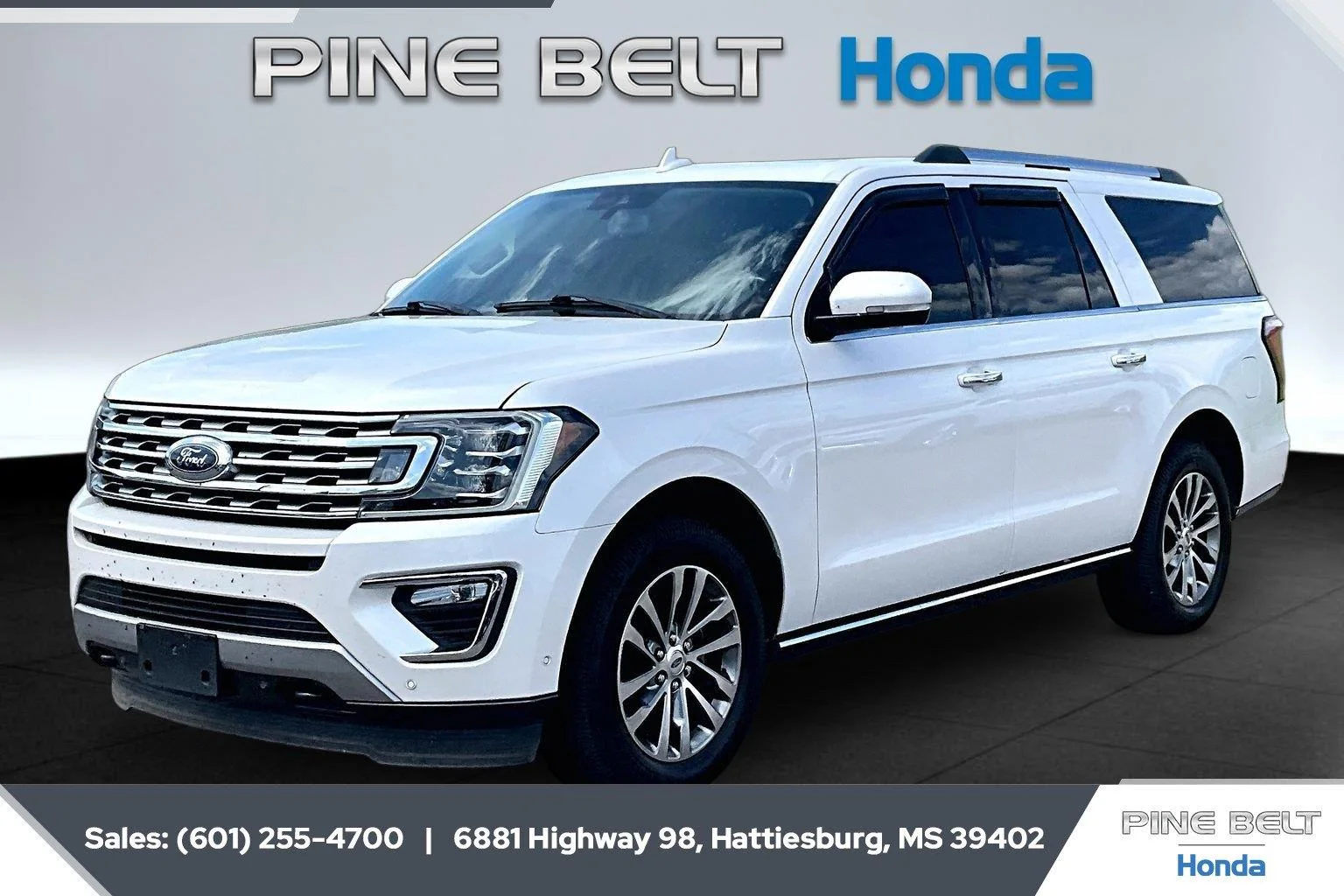 Used 2018 White Platinum Metallic Tri-Coat Ford Limited image 1