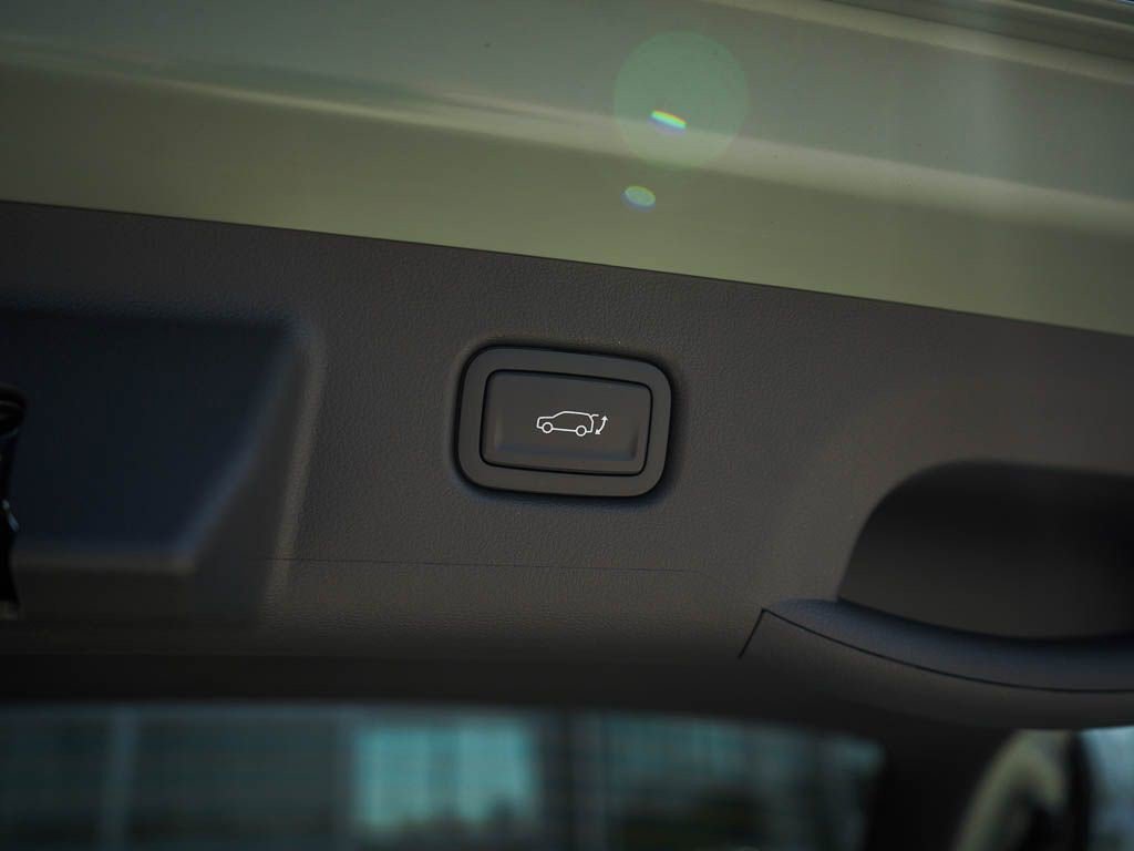 New 2026 Mirage Green Hyundai Limited AWD image 9