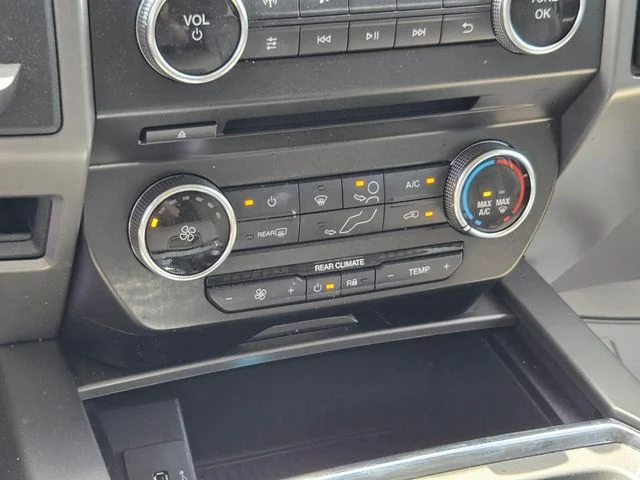 Used 2018 White Ford XLT image 26