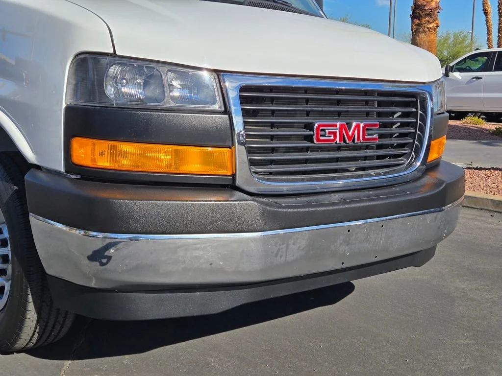 Used 2025 Summit White GMC Work Van image 8