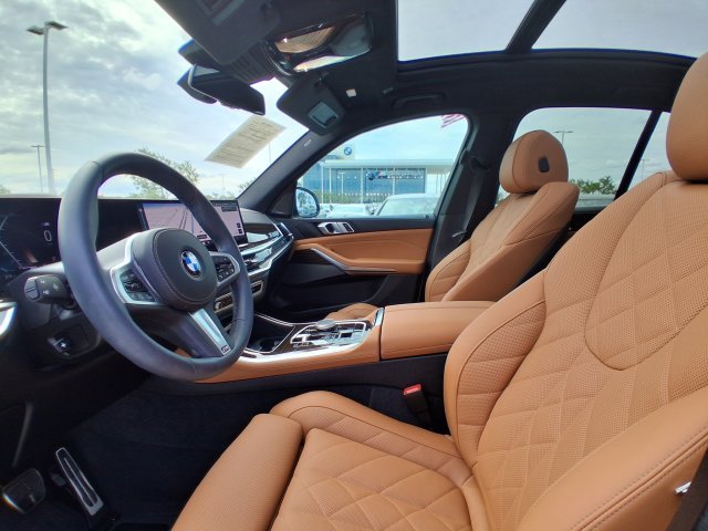 Used 2026 White BMW sDrive40i image 12
