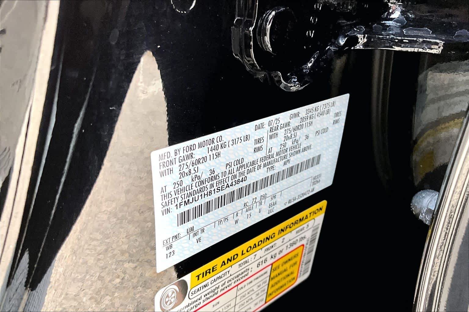 Used 2025 Agate Black Metallic Ford Active image 34