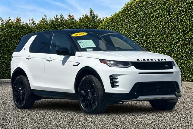 2024 Land Rover Discovery Sport SE