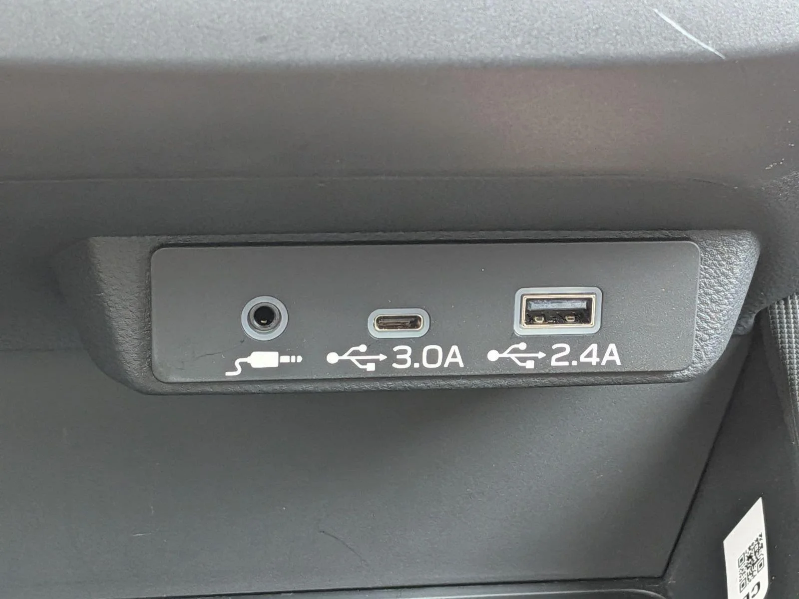 Used 2026 Ice Silver Metallic Subaru Premium image 13