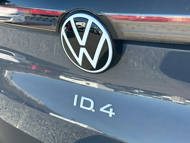 New 2026 Pure Gray Volkswagen Pro image 13