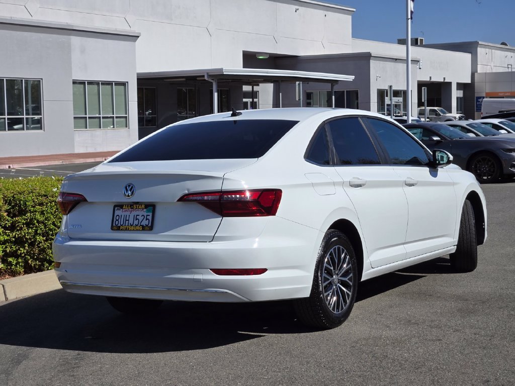 Certified Used 2020 Pure White Volkswagen 1.4T SE image 4