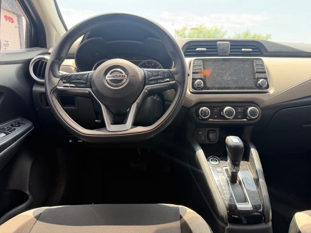 Used 2021 Black Nissan 1.6 SV image 14