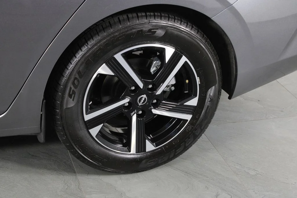 2024 Nissan Sentra SV - Photo 13