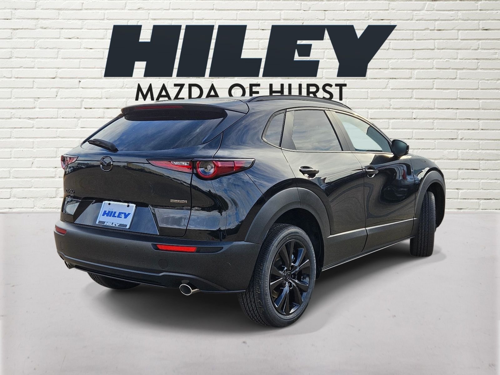 View vehicle photo 3