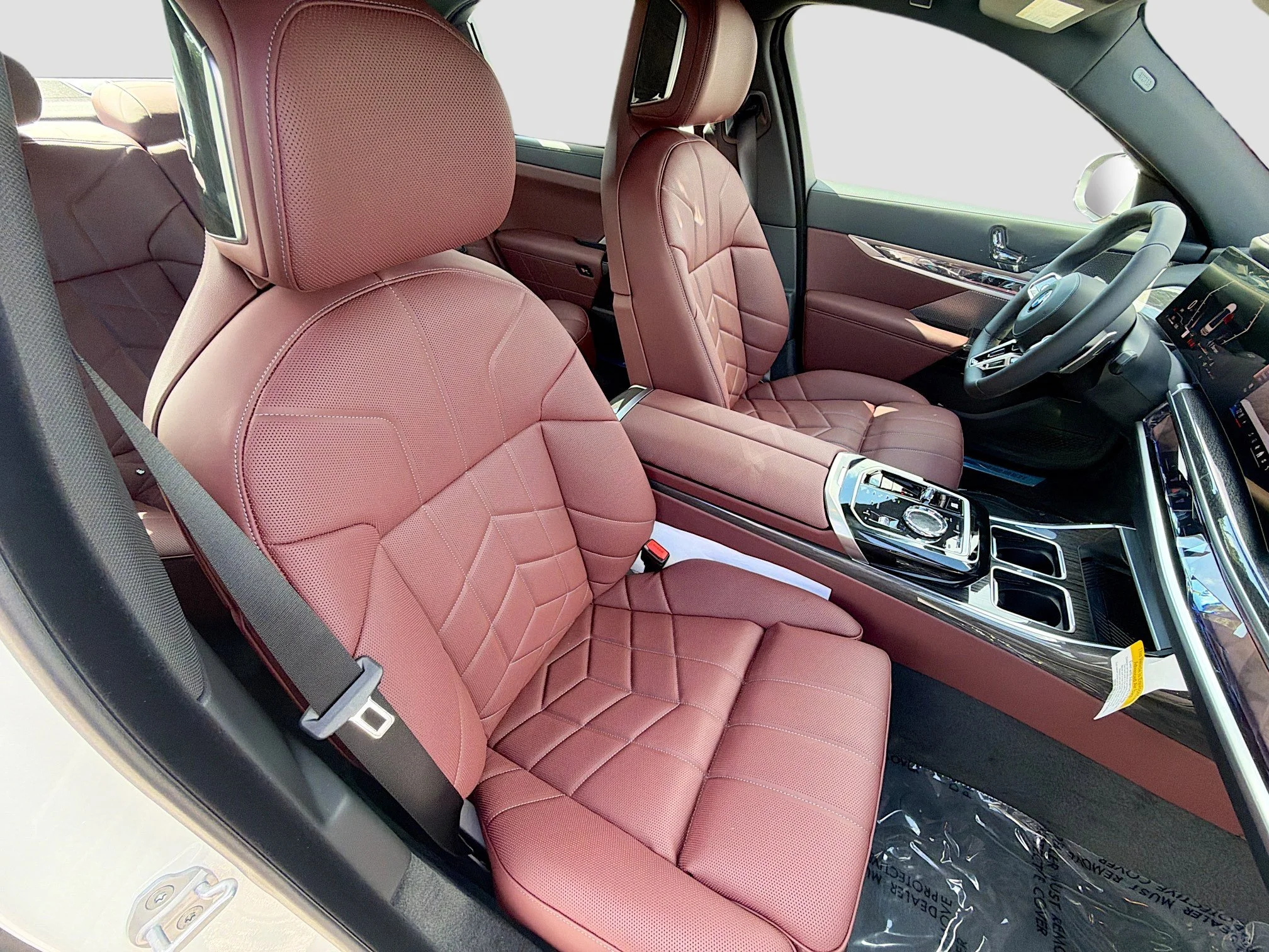 New 2026 Alpine White BMW 740i image 14