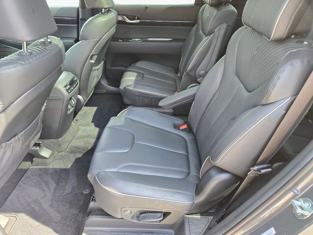 Used 2025 Gray Hyundai Calligraphy image 18