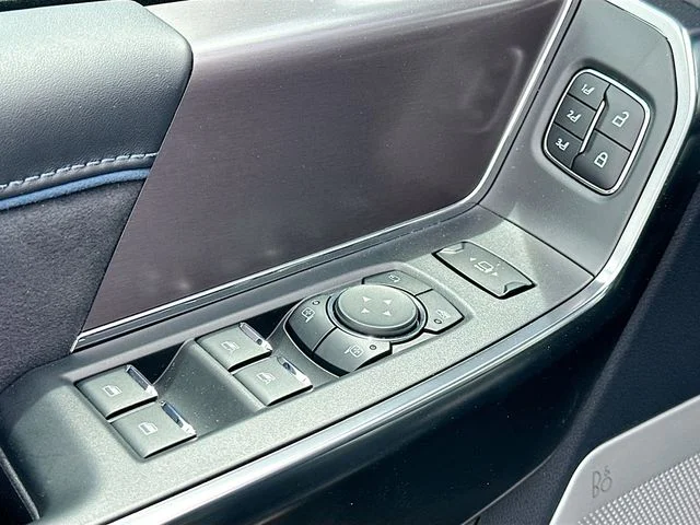 New 2026 White Metallic Ford Platinum image 14