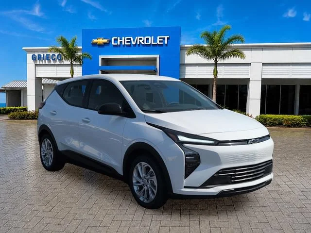 New 2027 Summit White Chevrolet LT image 1