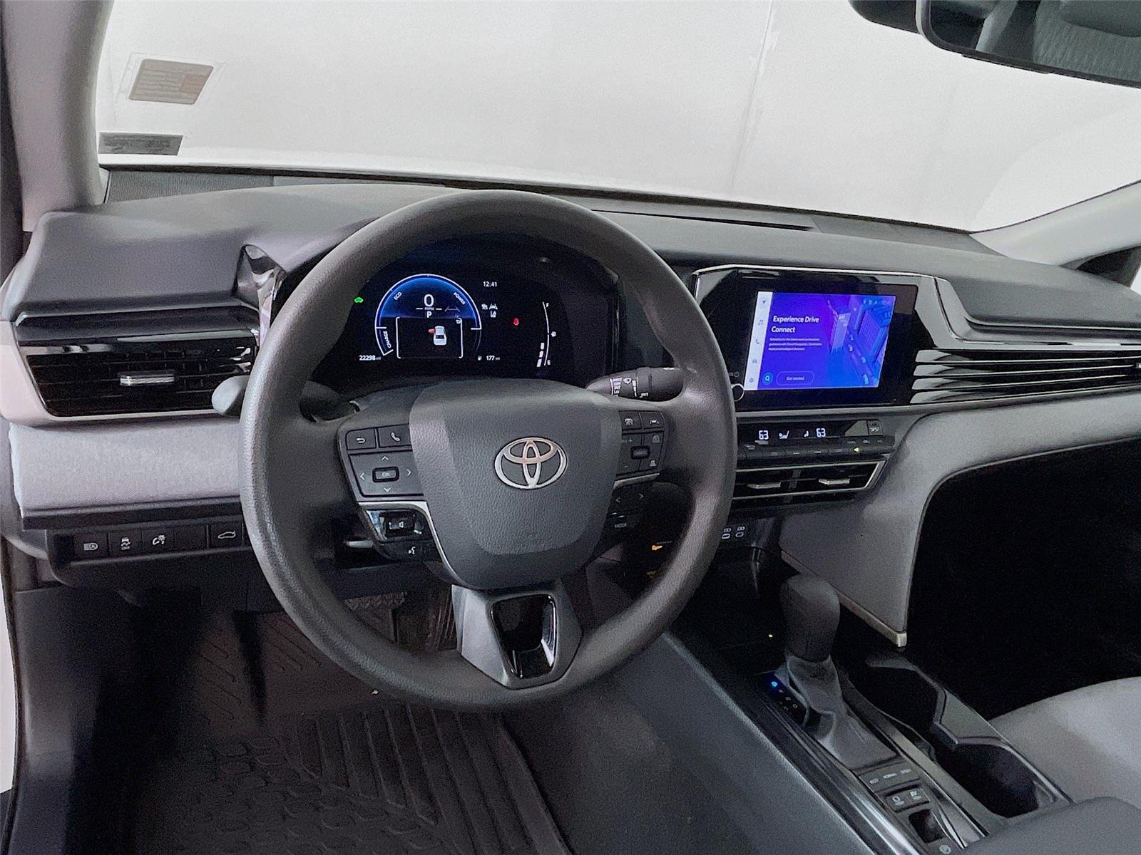 Used 2025 Ice Cap Toyota LE image 13