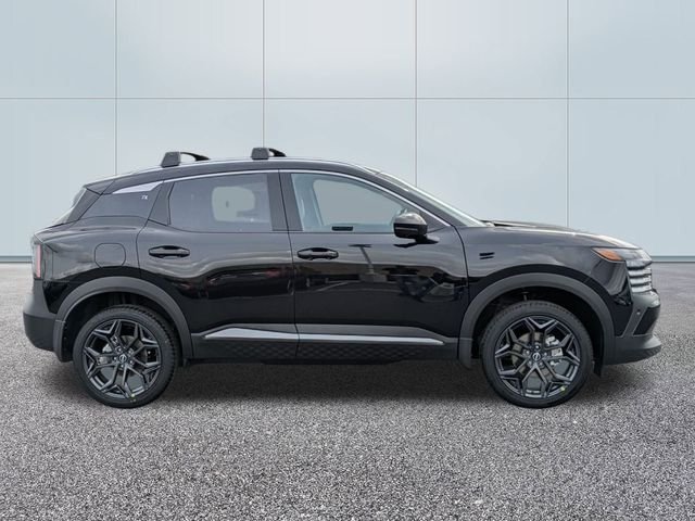 New 2026 Super Black Nissan SR image 4
