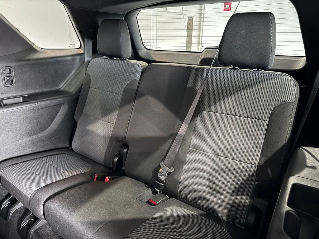 2023 Chevrolet Traverse 1LT - Photo 11