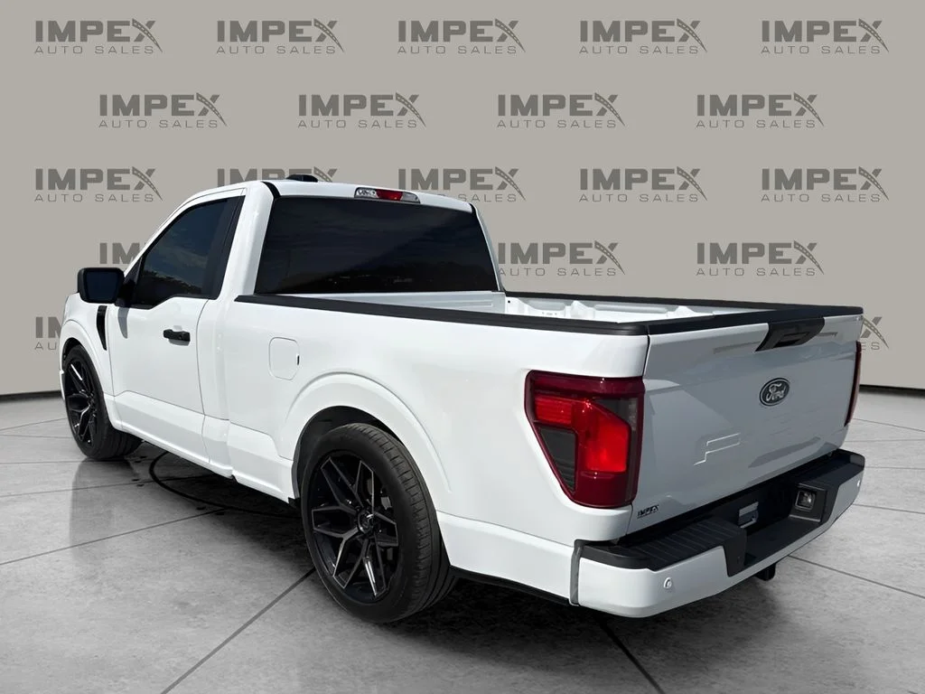 Used 2024 White Ford XL image 3