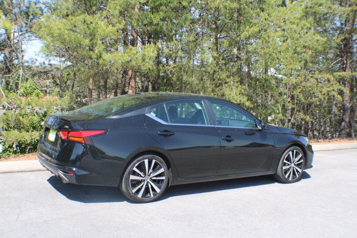 Used 2022 Nissan Altima SR with VIN 1N4BL4CV0NN300197 for sale in Rome, GA