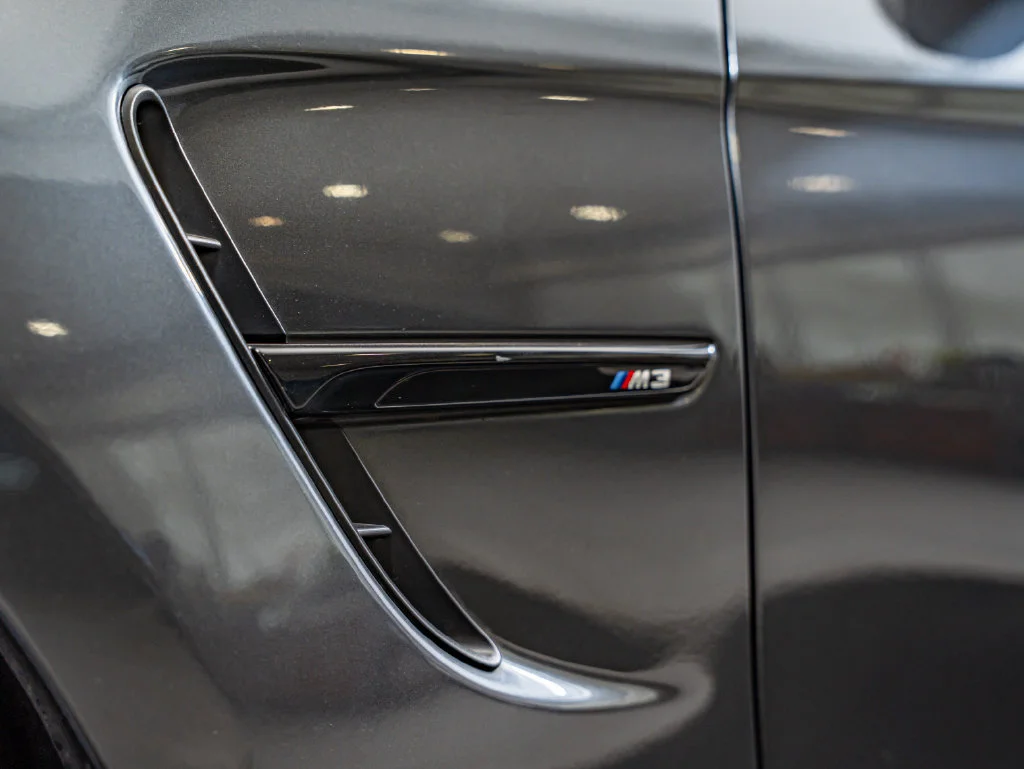 Used 2018 Mineral Gray Metallic BMW  image 10