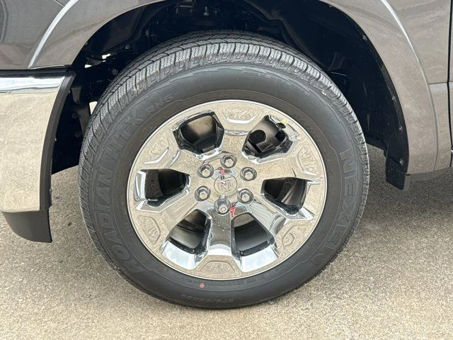 New 2026 Granite Crystal Metallic Clearcoat RAM Big Horn/Lone Star image 14
