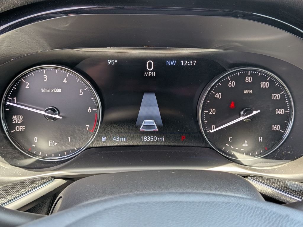 Used 2023 Red Buick Essence image 18